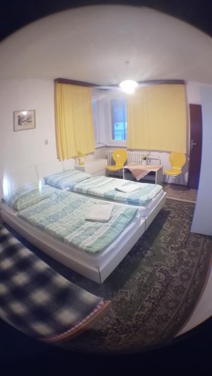 Ubytovanie 184, Bed And Braekfast 184 Stara Lesna Ngoại thất bức ảnh