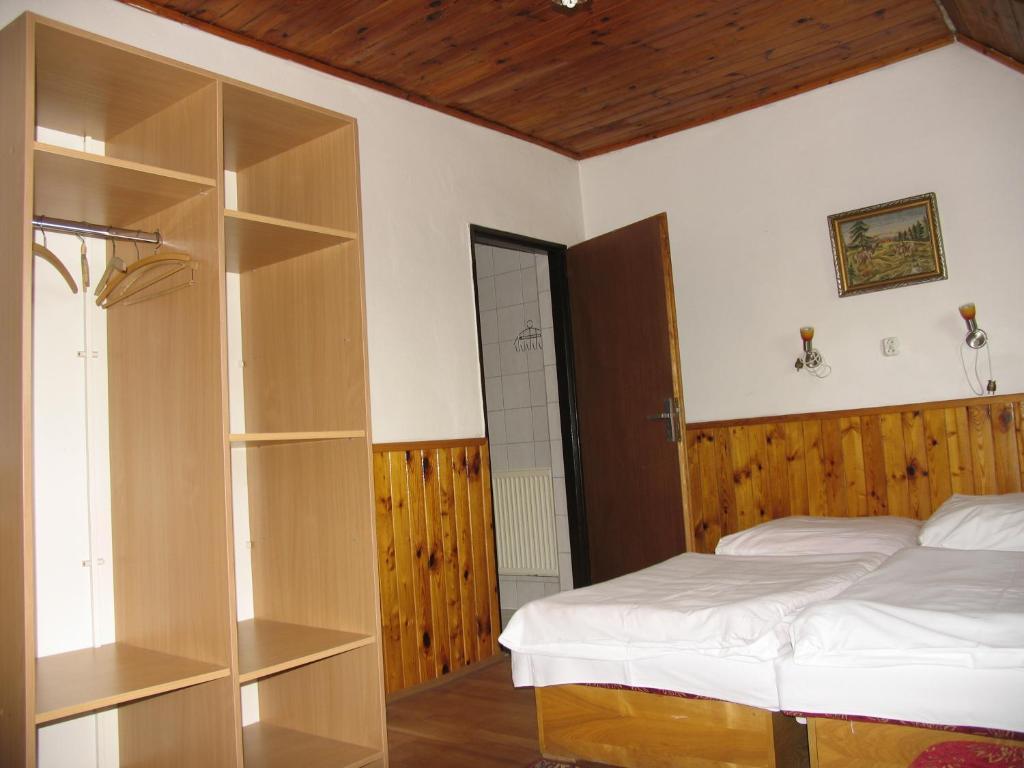 Ubytovanie 184, Bed And Braekfast 184 Stara Lesna Phòng bức ảnh
